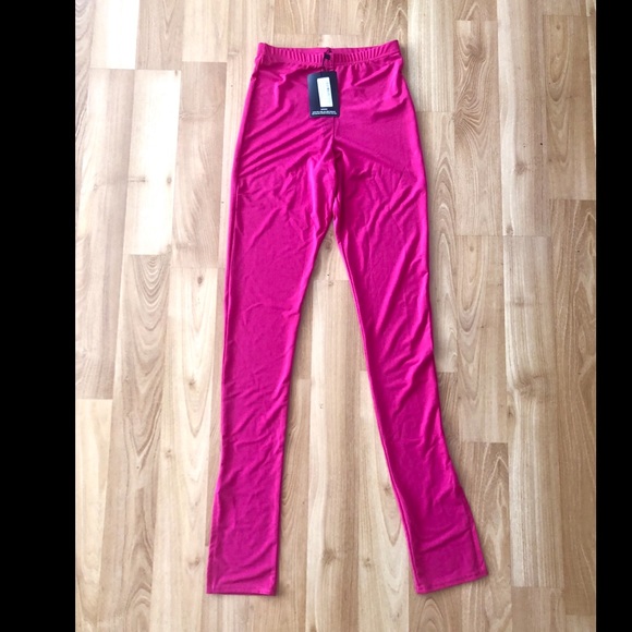 Pretty Little Thing Split Hem Leggings - Picture 4 of 5